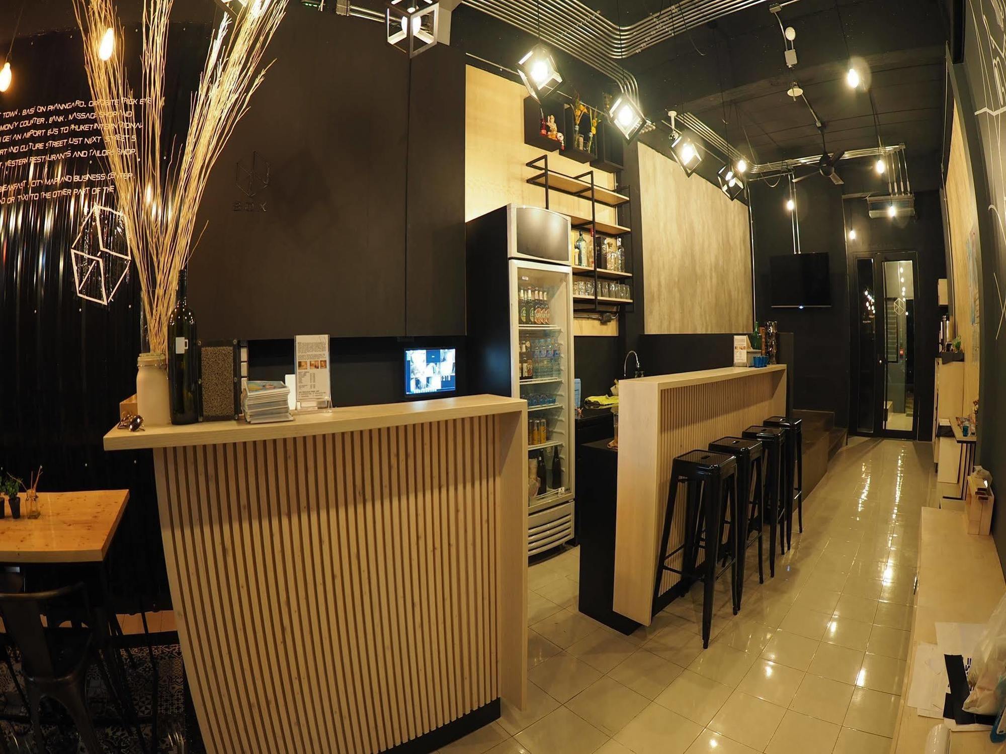 Box Poshtel Phuket Hostel Εξωτερικό φωτογραφία